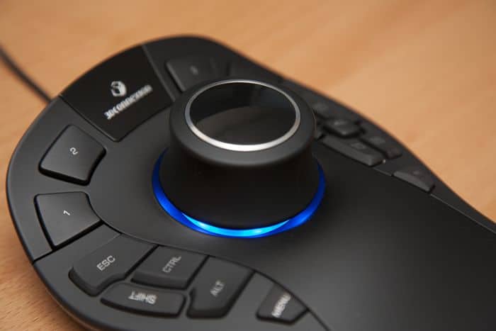 How a 3D Mouse Works in Photoshop: 3DConnexion SpaceMouse Pro Review